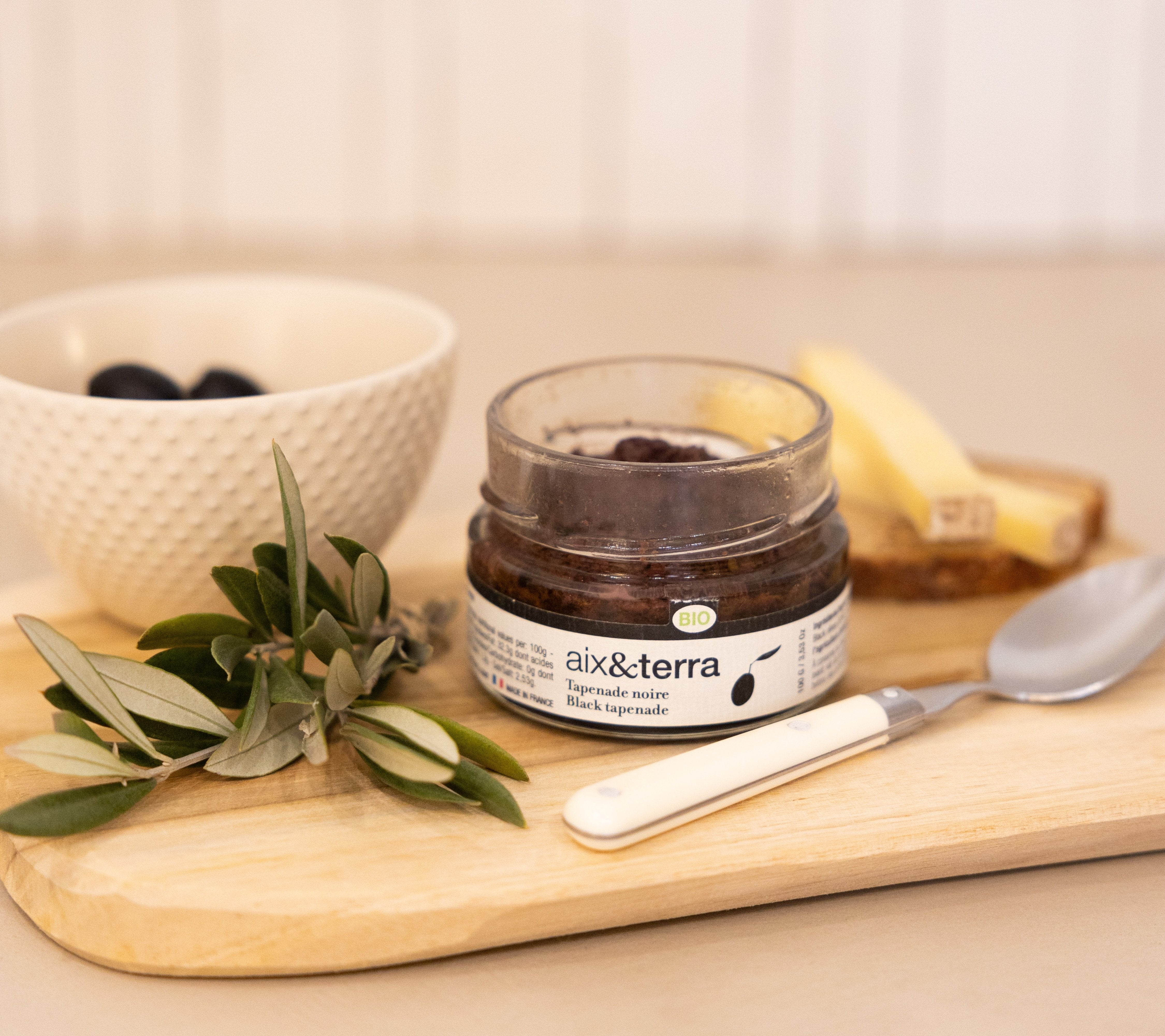 tapenade-black-organic-aixterra-perfect-pairing-apero-1 - Céline en Provence