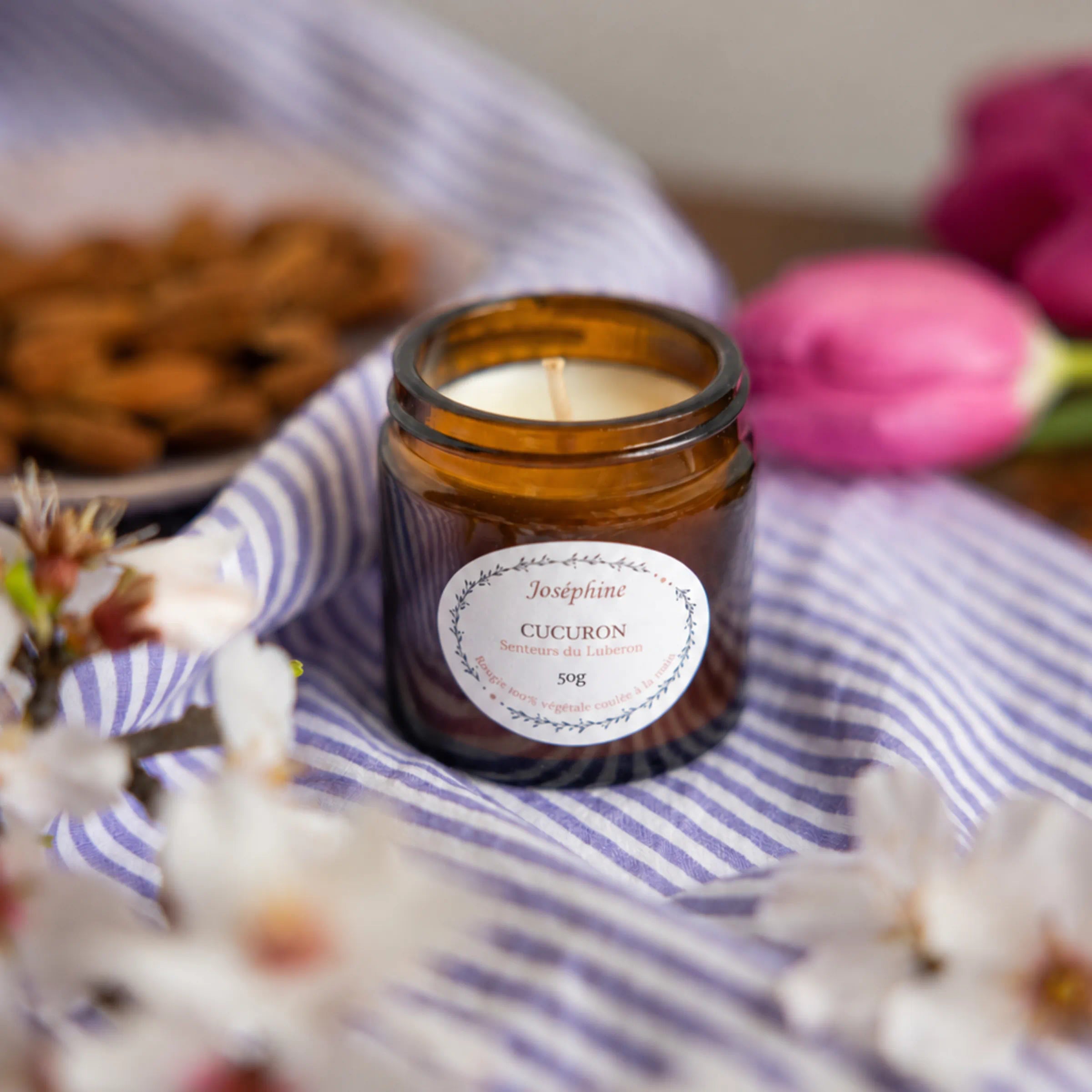 cucuron-scented-candle-josephine-closed-overhead-luberon-celine-en-provence