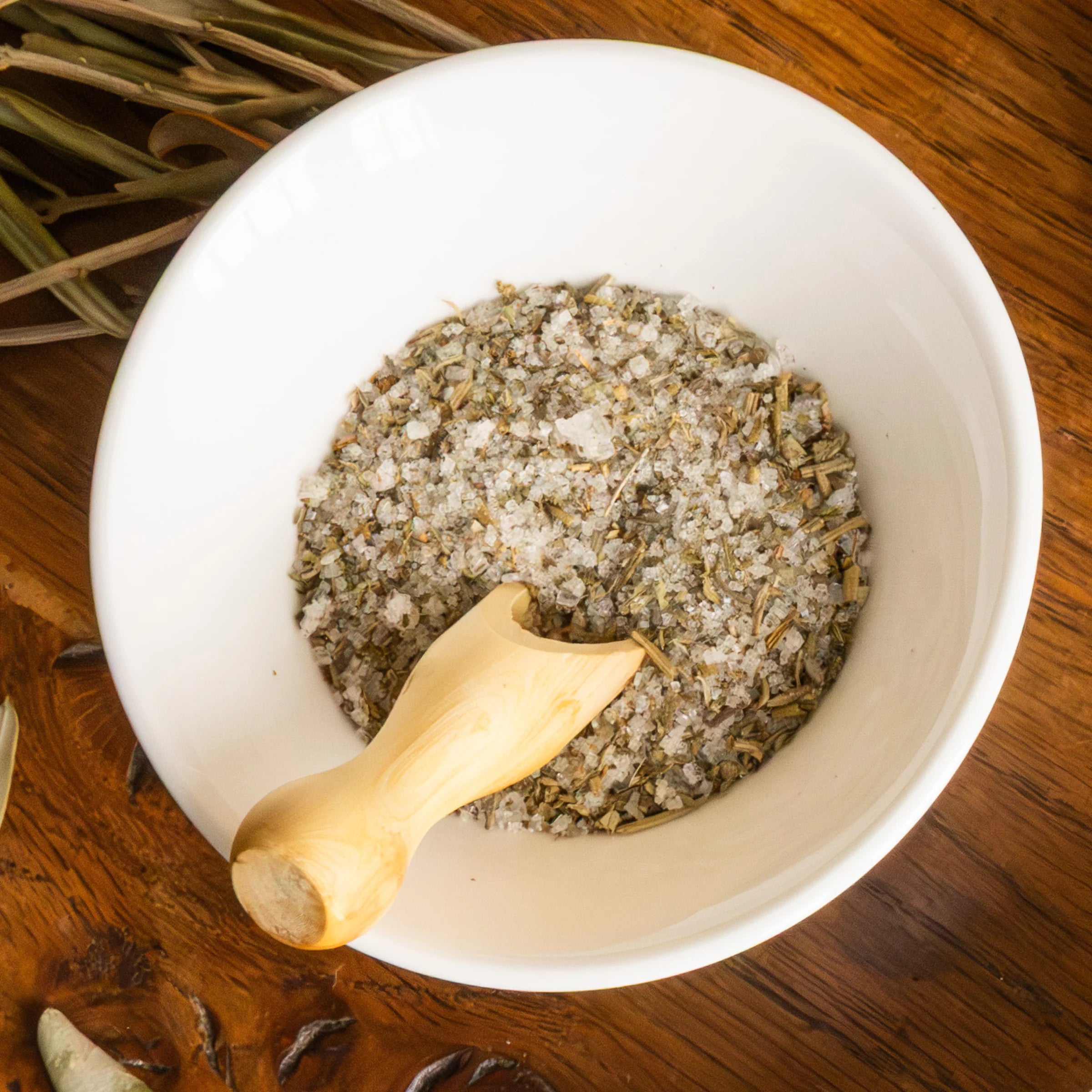 gourmet-seasoning-duo-fleur-de-sel-herbs-ceramic-bowl-salt-spoon-olive-branch-celine-en-provence