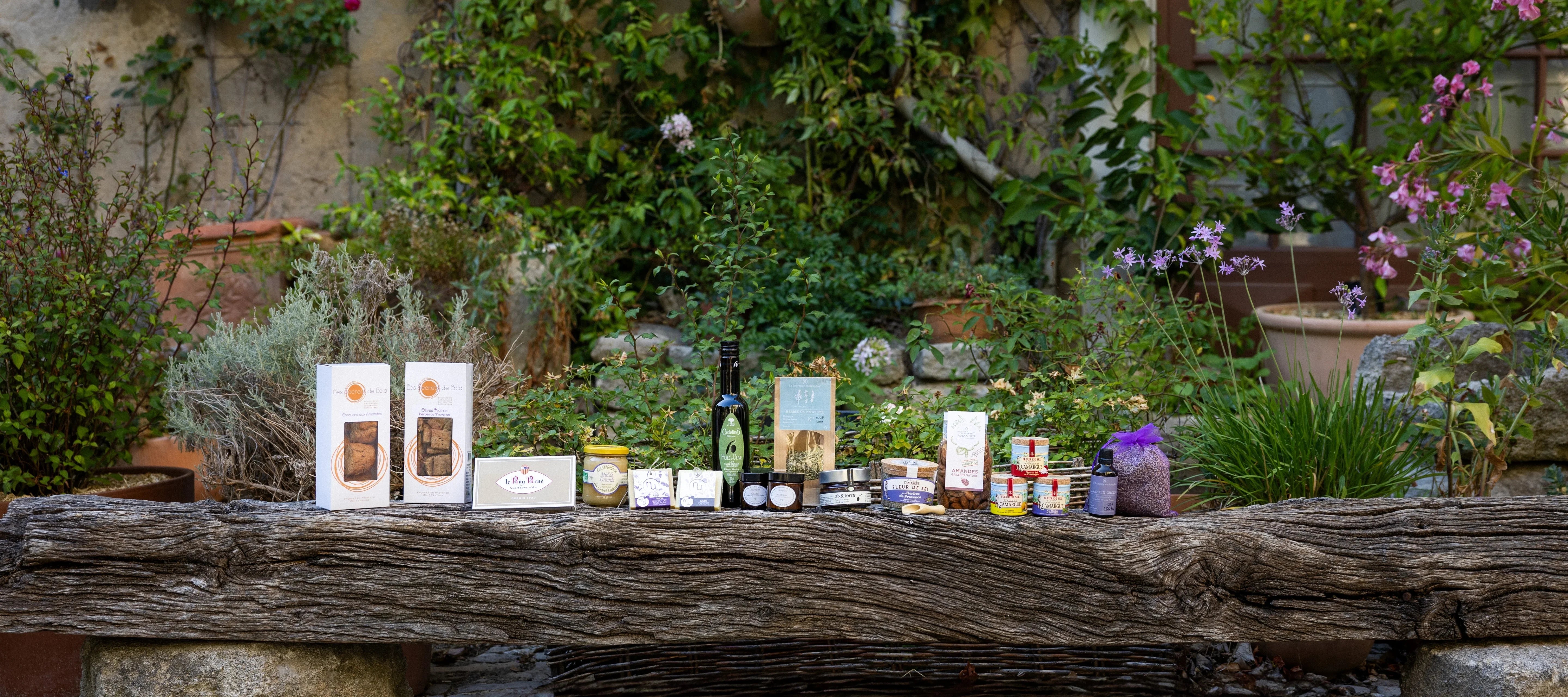 homepage-carousel-banner-product-2880x1280 - Céline en Provence
