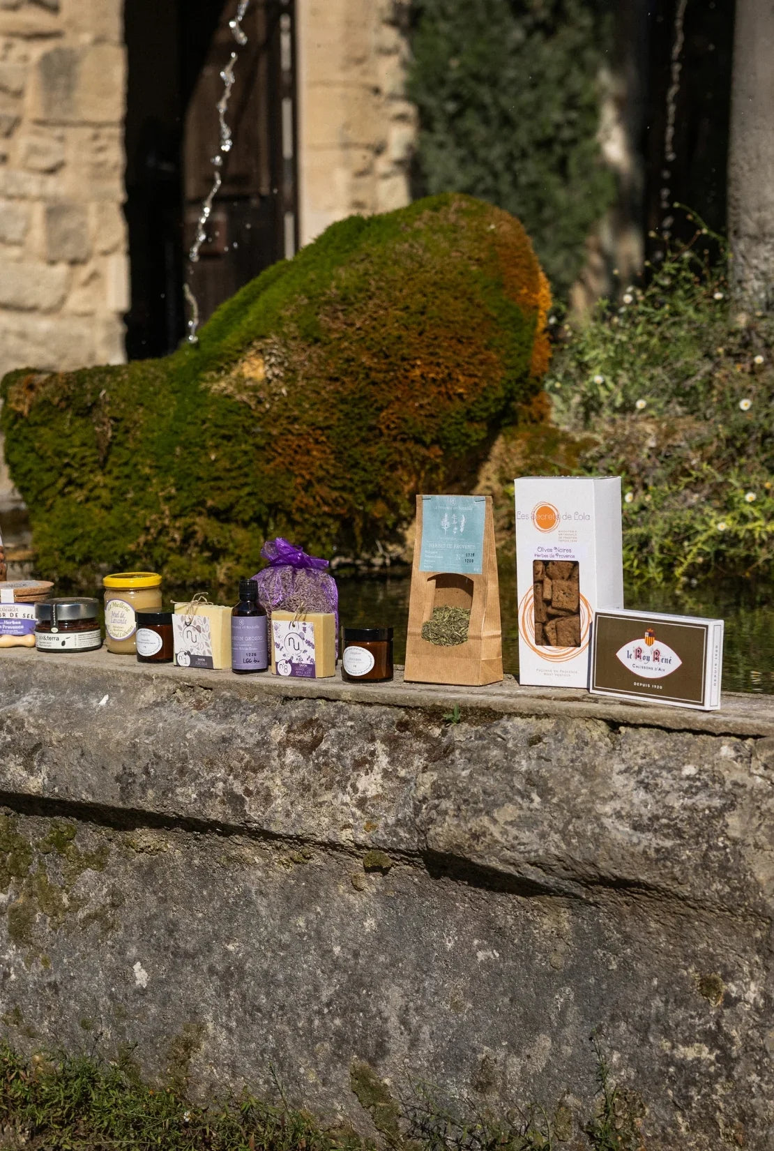 homepage-carousel-banner-product-740x1100 - Céline en Provence