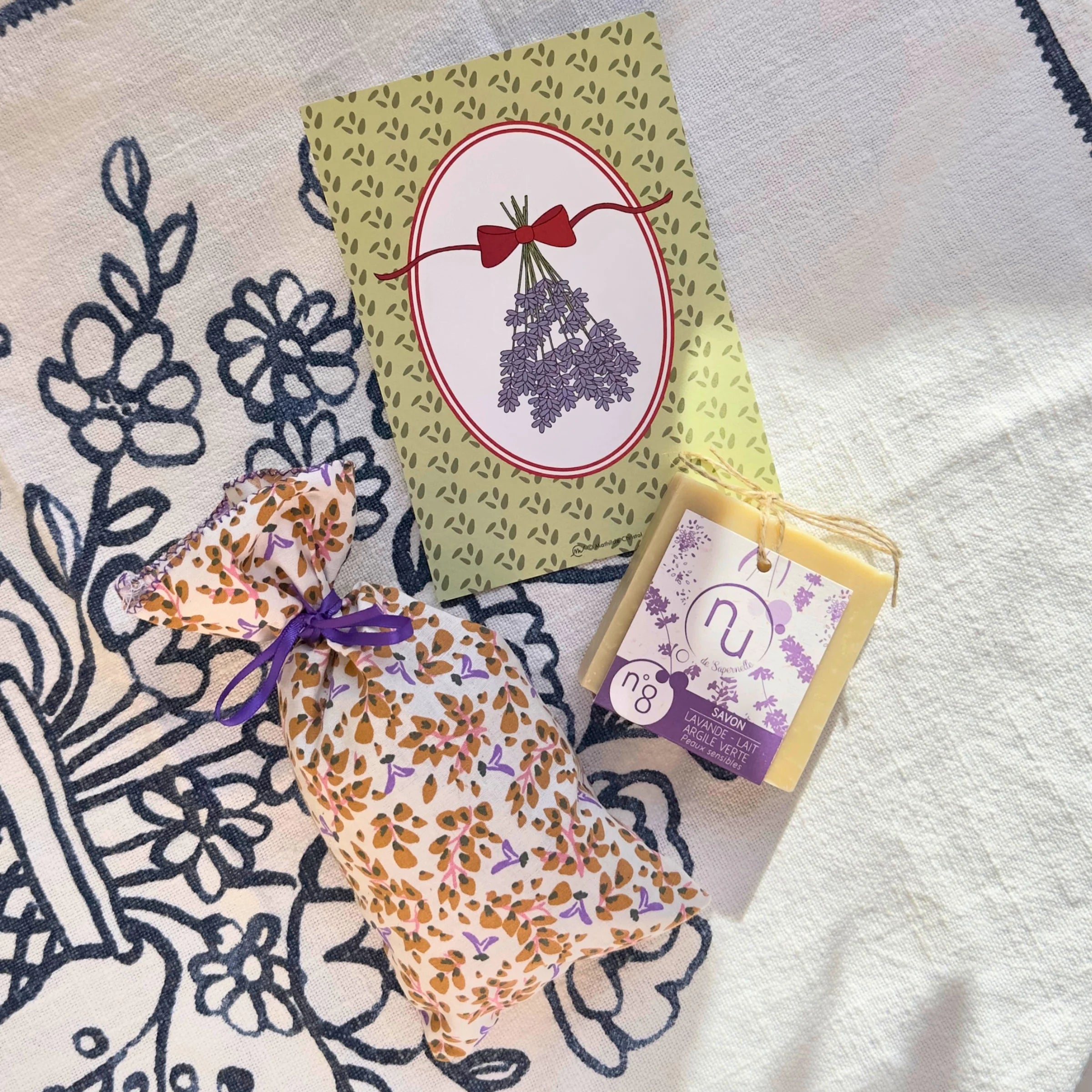 Thank You Teacher gift box variant A close-up with lavender soap and floral lavender pouch, Provençal end of year gift
